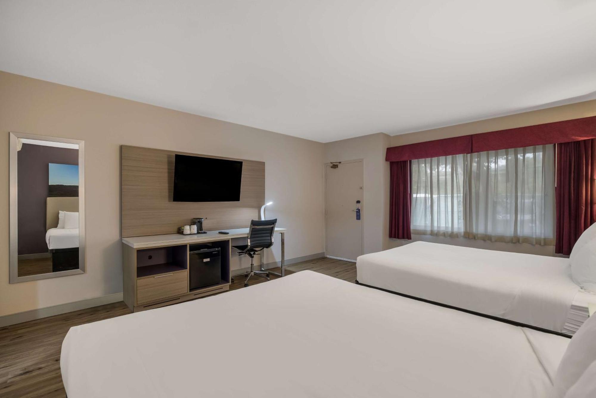 Best Western Diamond Bar Hotel & Suites Esterno foto