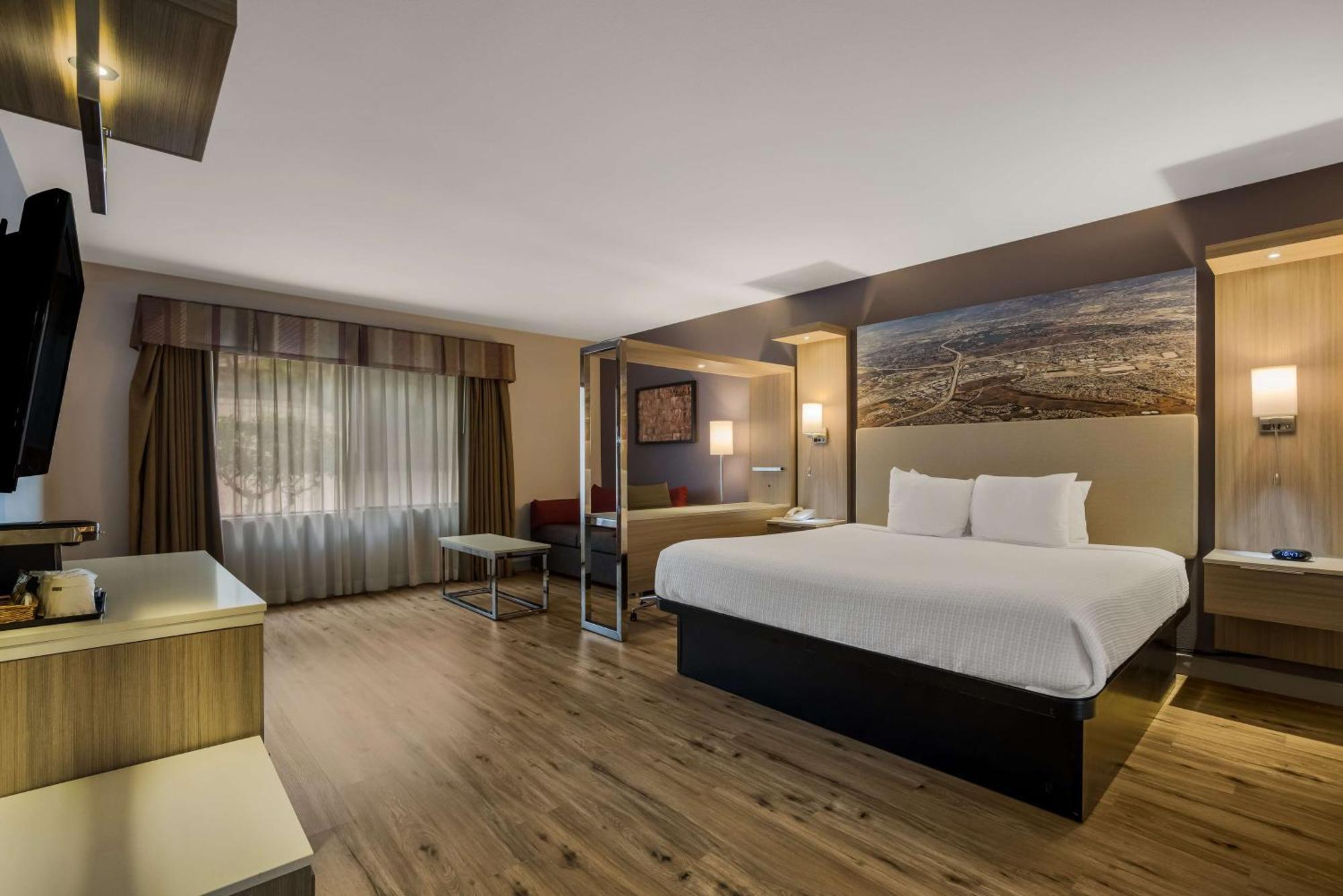 Best Western Diamond Bar Hotel & Suites Esterno foto